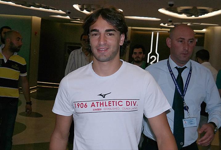 Markovic resmen Fenerbahçe'de