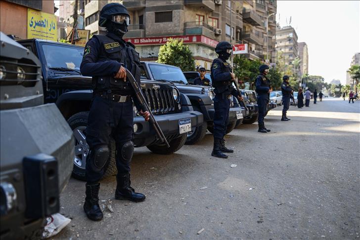 Egypte: 5 policiers blessés dans deux attaques armées