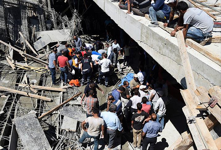 AVM inşaatı çöktü: 1 işçi öldü