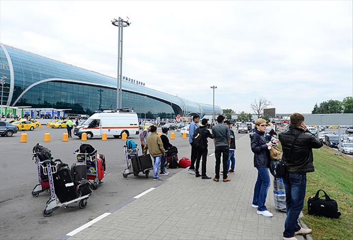 Domodedovo Havalimanı'nda yangın: 3 bin kişi tahliye edildi