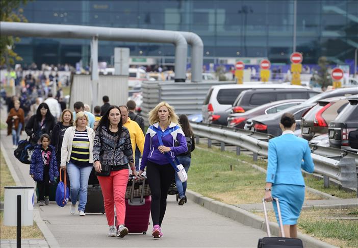 Evacuation de 3000 personnes à cause d'un incendie à l’aéroport de Moscou
