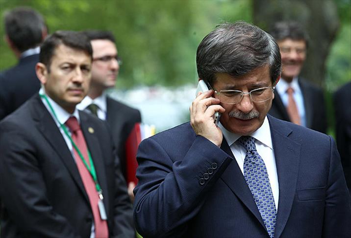 Başbakan Davutoğlu İbadi'yle telefonda görüştü