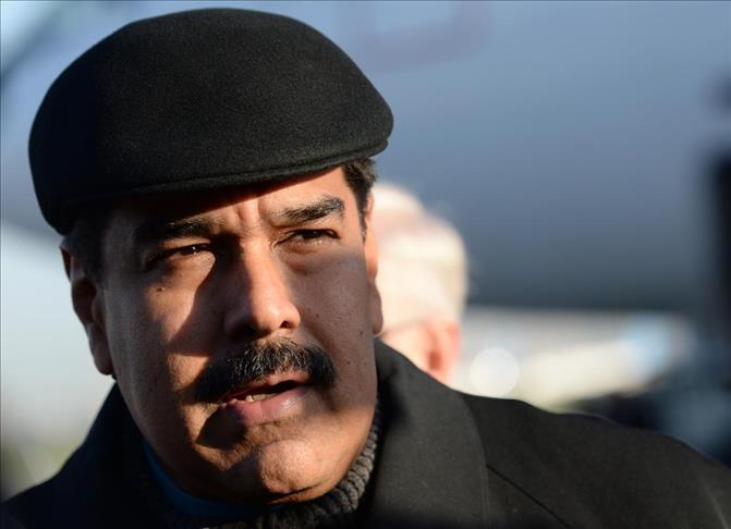 Venezuela president visits Qatar to try to boost oil prices