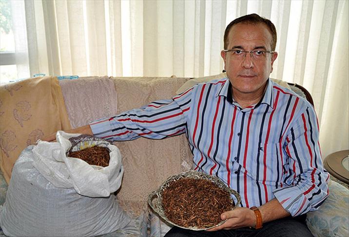 Çay atıklarından tekstil boyası üretildi