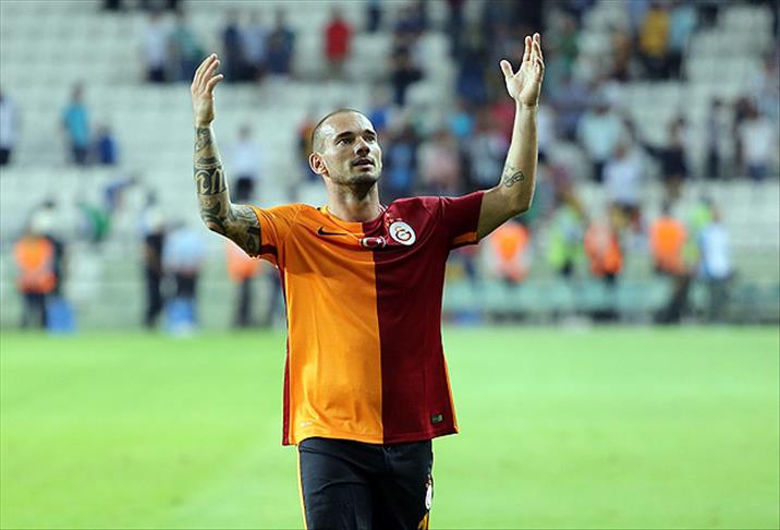 Fenerbahçe'den Sneijder açıklaması