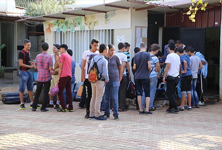 Suriyeli çocuklar 'Hababam Sınıfı'nda moral buluyor