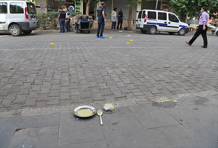 Lokantada çorba içen polislere silahlı saldırı