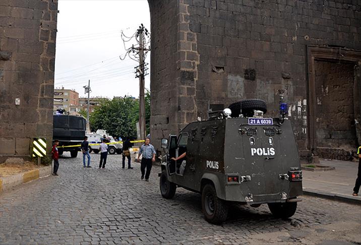 Sur ve Silvan'da sokağa çıkma yasağı