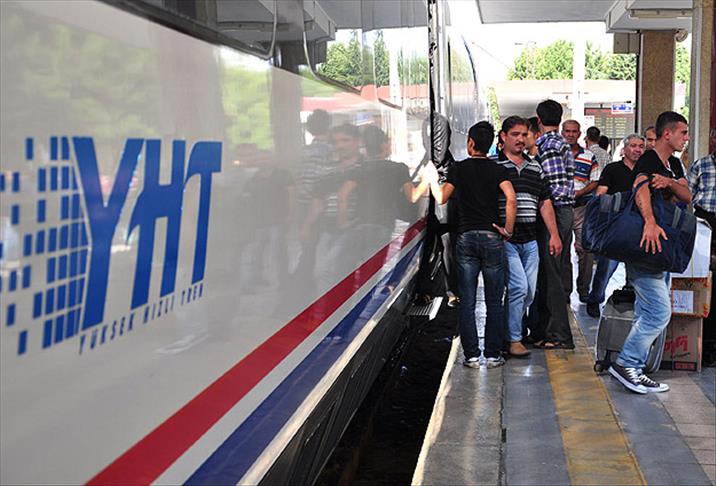 TCDD'den polis ve askere bayram indirimi