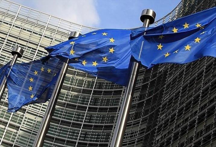 EU extends sanctions against Russia over Ukraine