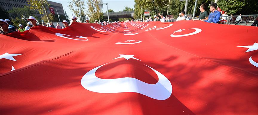 'Teröre Hayır, Kardeşliğe Evet' için on binler yürüdü