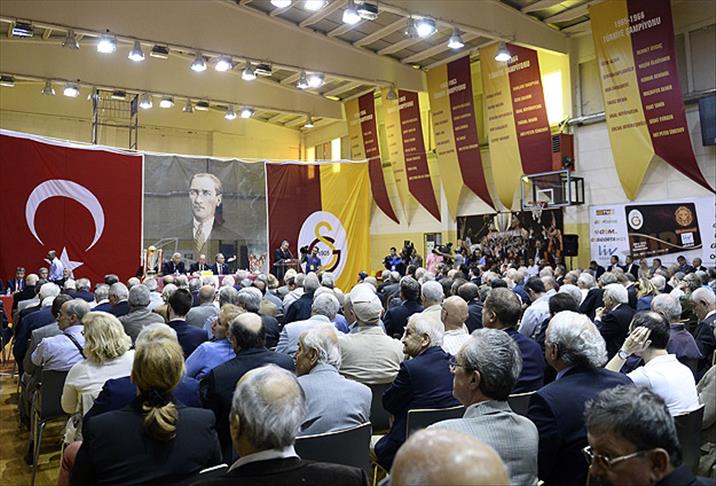 Galatasaray'da yıllık zarar 136,7 milyon lira