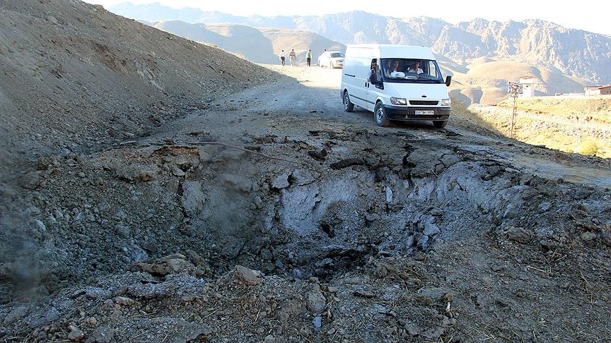 Hakkari'de 1,5 ton patlayıcı yüklü araç infilak ettirildi: 2 terörist ölü geçildi