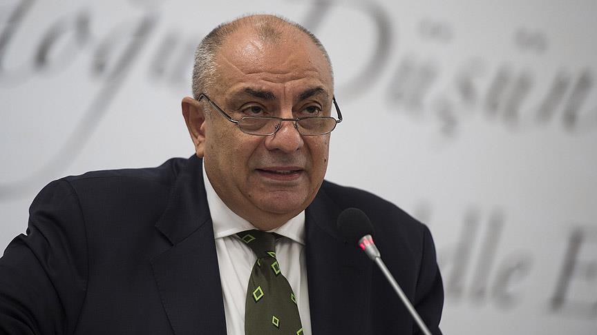 'Kararlarımı aklımla vicdanımla alıyorum'