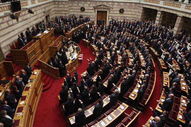Four Turkish-Greek lawmakers voted to parliament
