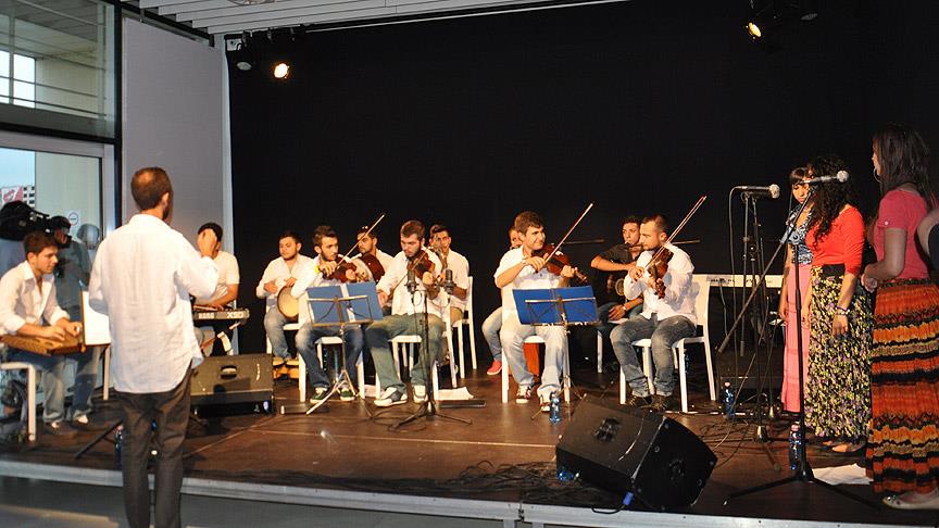 Sulukule Sanat Akademisi müzik eğitimi verecek