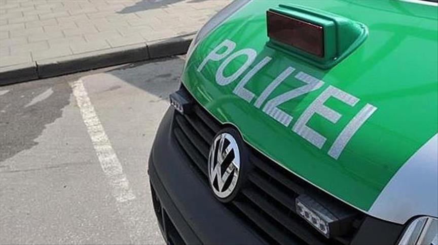 German police search mosque, houses in anti-terror raid