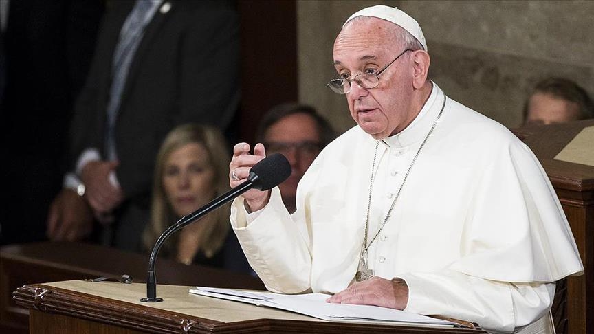 Pope urges greater humanity during congressional address