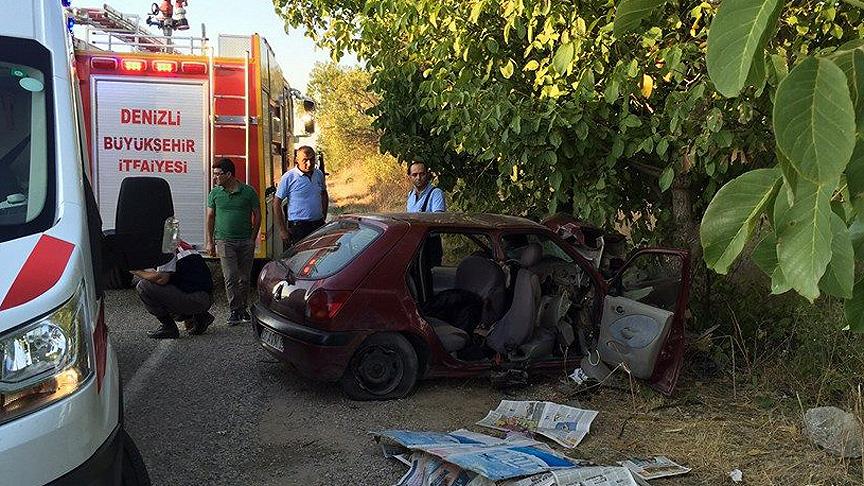 Denizli'de Trafik Kazası: 3'ü çocuk 5 ölü