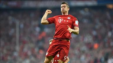 Menaxheri i fudbollistit polak: Lewandowski mund të luajë në Real ose Barcelonë