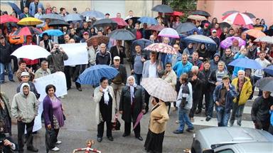 Srebrenica: Na protestima građani dali podršku načelniku Durakoviću i smjenjenom direktoru Doma zdravlja