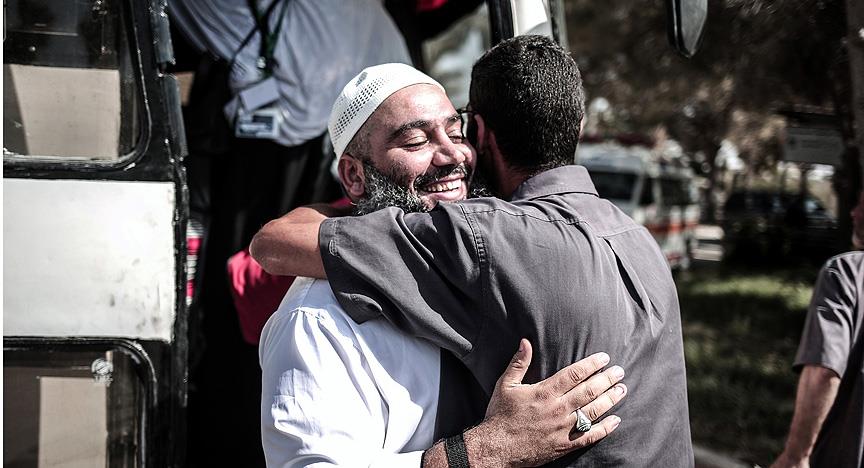 Mısır Gazzeli hacılar için Refah'ı açtı