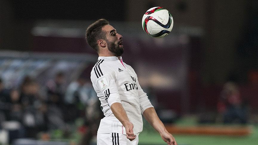 Real Madrid'li oyuncu Carvajal 3 hafta sahalardan uzak kalabilir