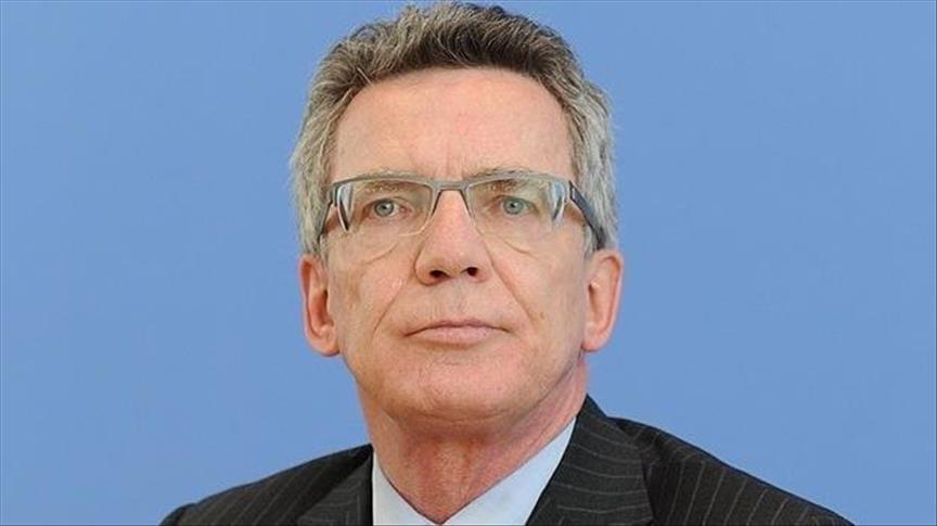 وزیر کشورآلمان: خشونت علیه پناهندگان درآلمان نگران کننده است