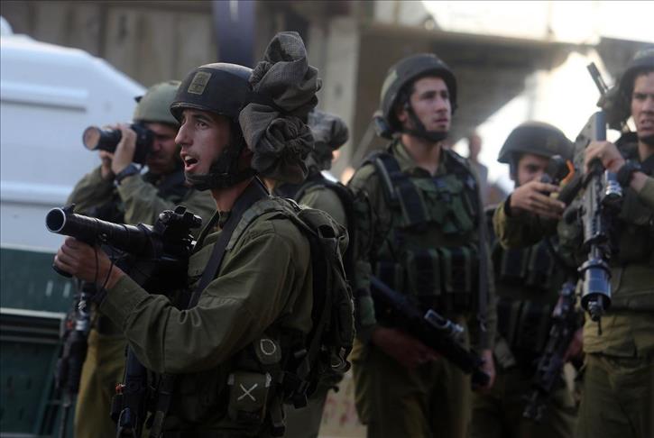 Un Palestinien abattu après avoir poignardé un policier israélien près de Hébron