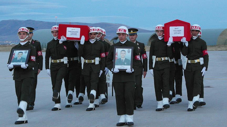 Şehit jandarma uzman onbaşılar Akgöbek ve Şahin için tören düzenlendi