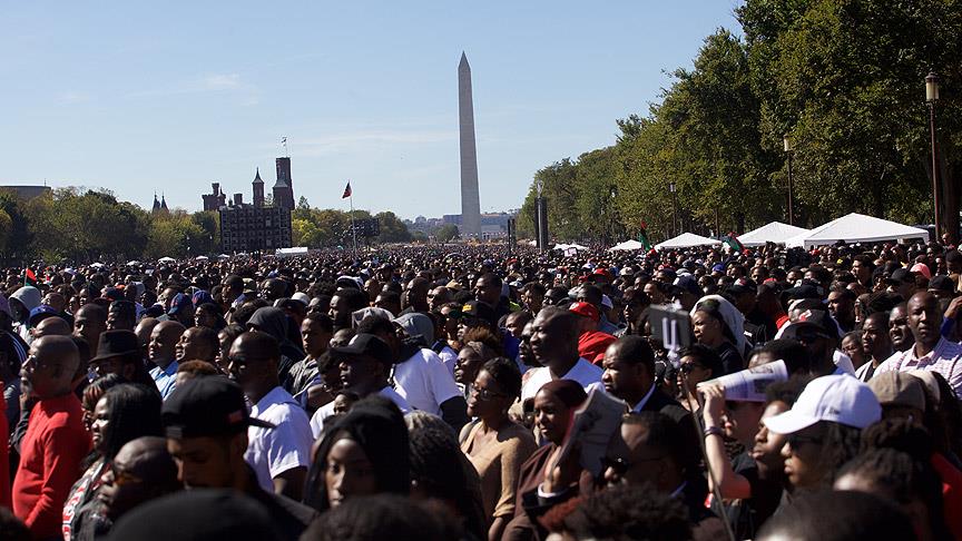 ABD'de siyahi Amerikalılar Kongre önünde miting düzenledi