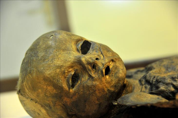 Tunisie: Saisie de 8 momies pharaoniques dans les bagages d’une française
