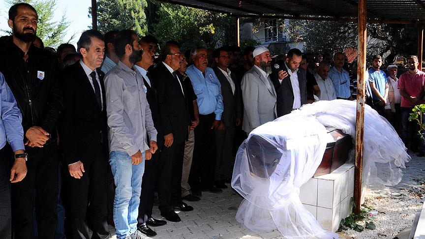 Ankara'daki terör saldırısında hayatını kaybedenler toprağa verildi