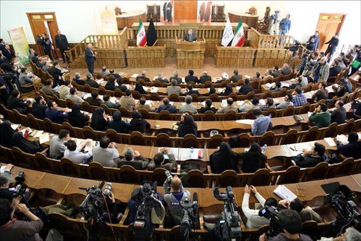 البرلمان الإيراني يصادق على معاهدة الاتفاق النووي