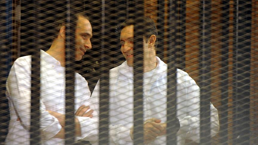 Mısır'ın devrik lideri Mübarek'in oğulları serbest bırakıldı