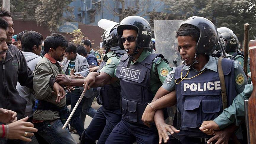 Bangladesh arrests suspected Myanmar separatist leader