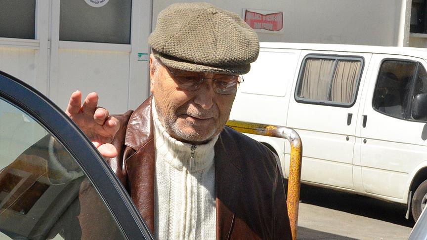 Yönetmen Memduh Ün hayatını kaybetti