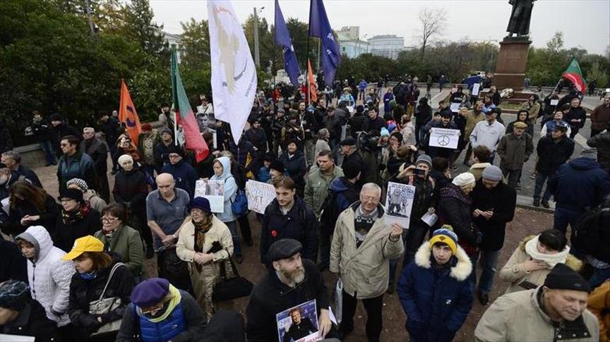 В Москве состоялась акция протеста против воздушной операции в Сирии