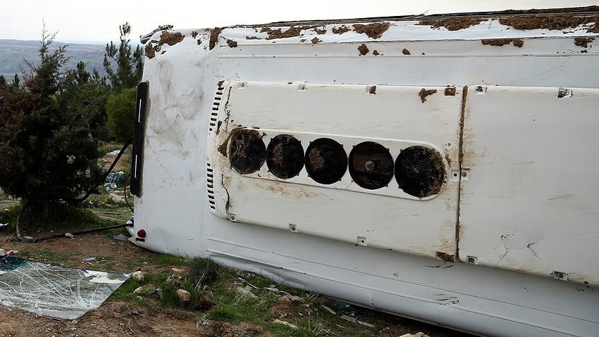 İran'da trafik kazası: 20 ölü
