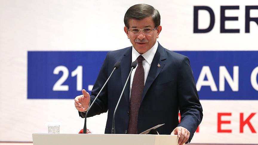 Başbakan Davutoğlu Türkiye Emekliler Derneği Genel Kurulu'nda konuştu