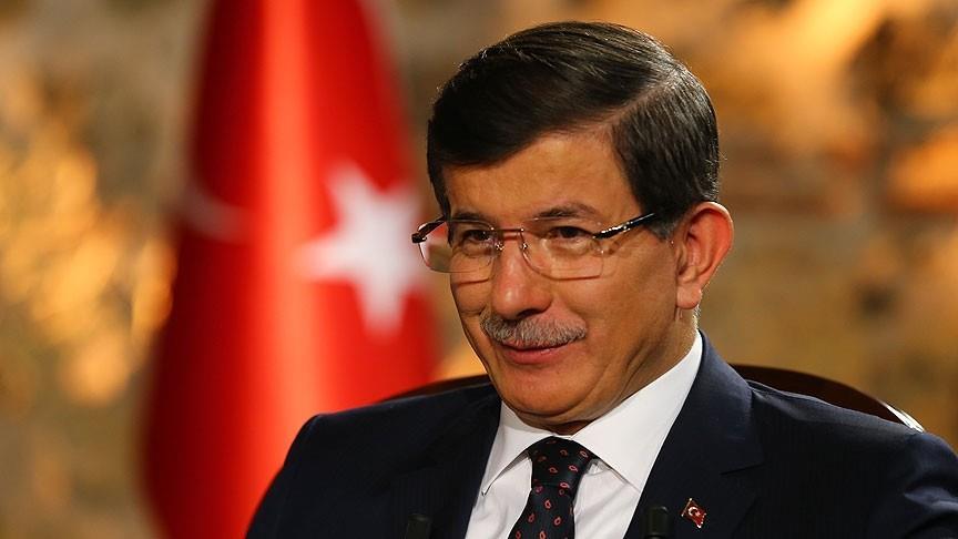 Turquie/Davutoglu: Il est désormais impossible que al-Assad apporte la paix en Syrie