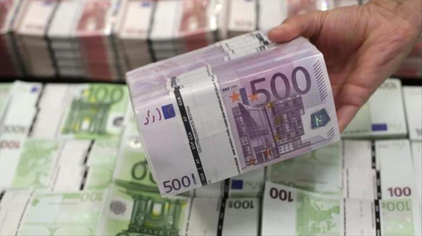 Prosječna plaća u Sloveniji pala ispod 1.000 eura, manja i u BiH, Hrvatskoj i Srbiji