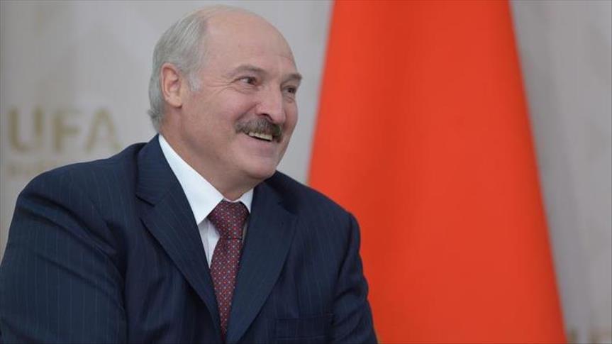 Евросоюз официально приостановил санкции против Лукашенко