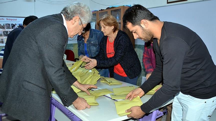 Oy sayım işlemleri sürüyor