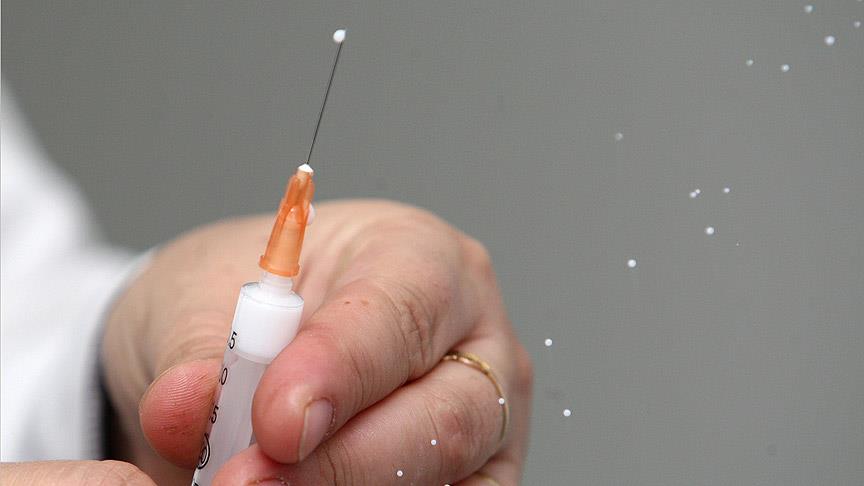 Yetişkinlere yapılan boğmaca aşısı, çocuklara kalkan oluyor