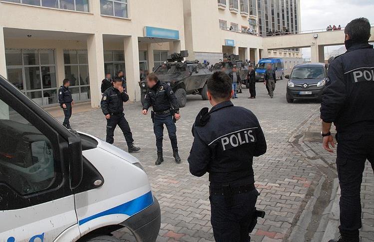 توقيف 20 مشتبهًا بانتمائهم لداعش في أنطاليا التركية