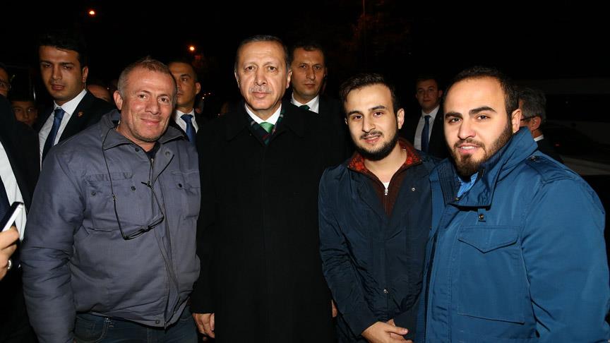 Cumhurbaşkanı Erdoğan vatandaşların sorunlarını dinledi