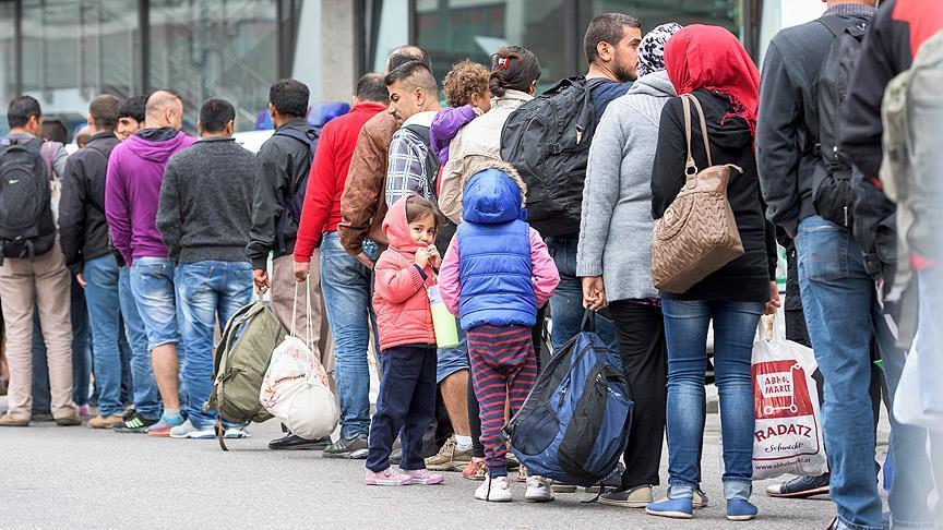 EU refugee arrivals hit 1.2M in Jan.-Oct.