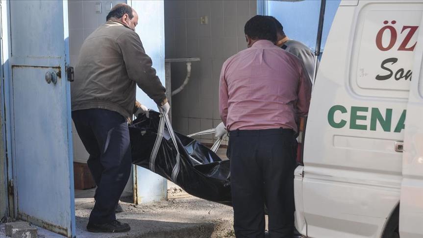 Refugee boat sinks off western Turkey, 14 dead