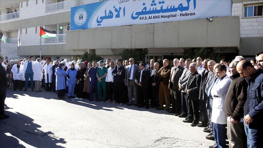 Israeli forces kill Palestinian inside Hebron hospital